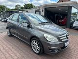 Mercedes-Benz B 180 B -Klasse B 180*AUTOMATIK*TÜV NEU*AHK* - gebrauchte Mercedes-Benz B-Klasse aus dem Jahr 2009