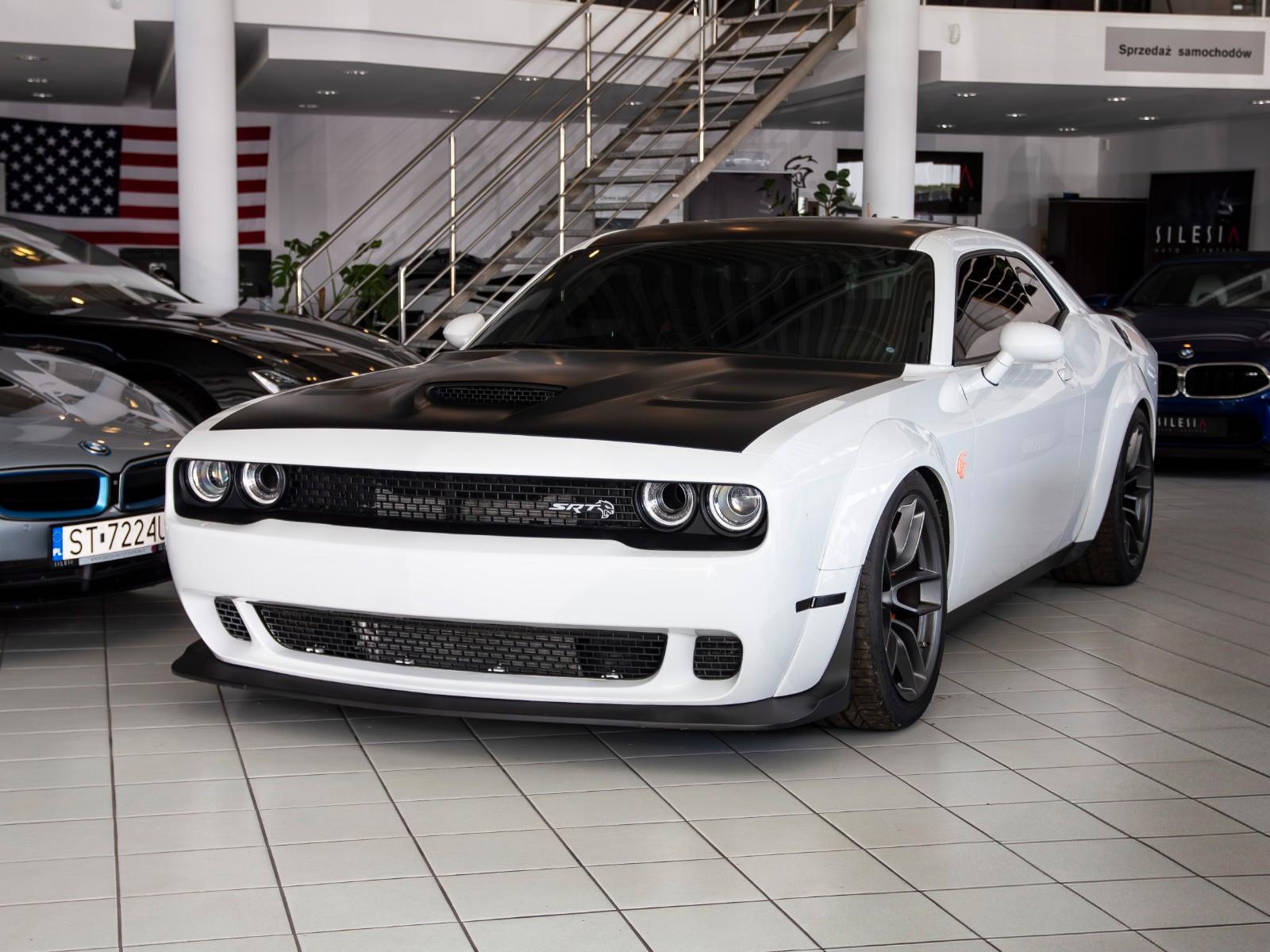 Dodge Challenger SRT Hellcat Widebody
