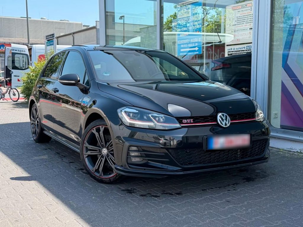 Image of Volkswagen Golf