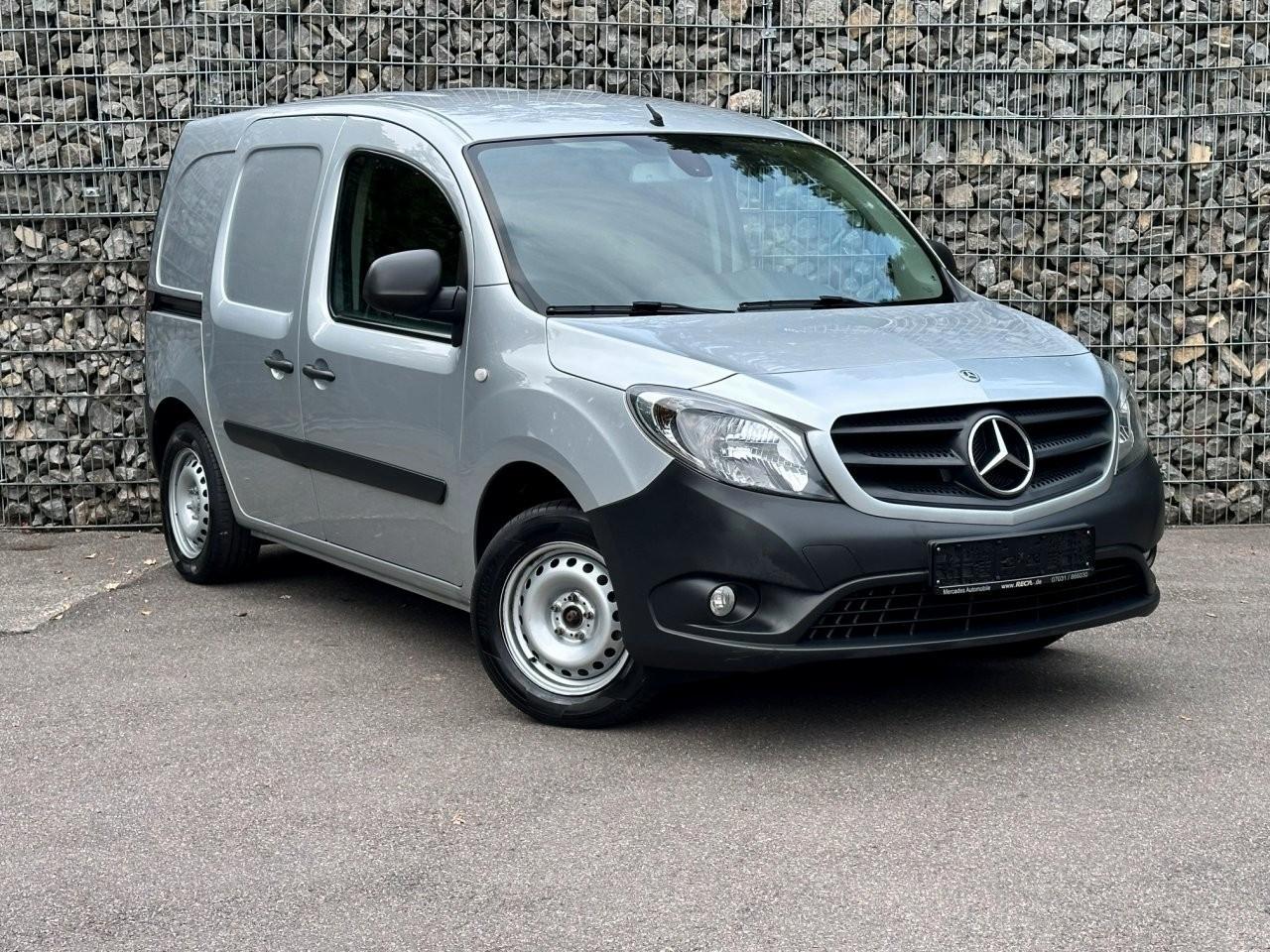 Mercedes-Benz Citan Kasten111 CDI lang 1.Hd. AHK -SHZ- Kamera