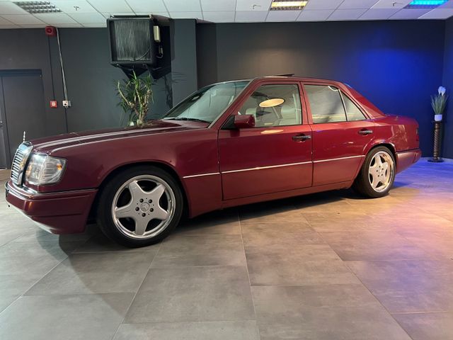 Mercedes-Benz E 300 24V W124 H-ZULASSUNG TÜV/WARTUNG NEU