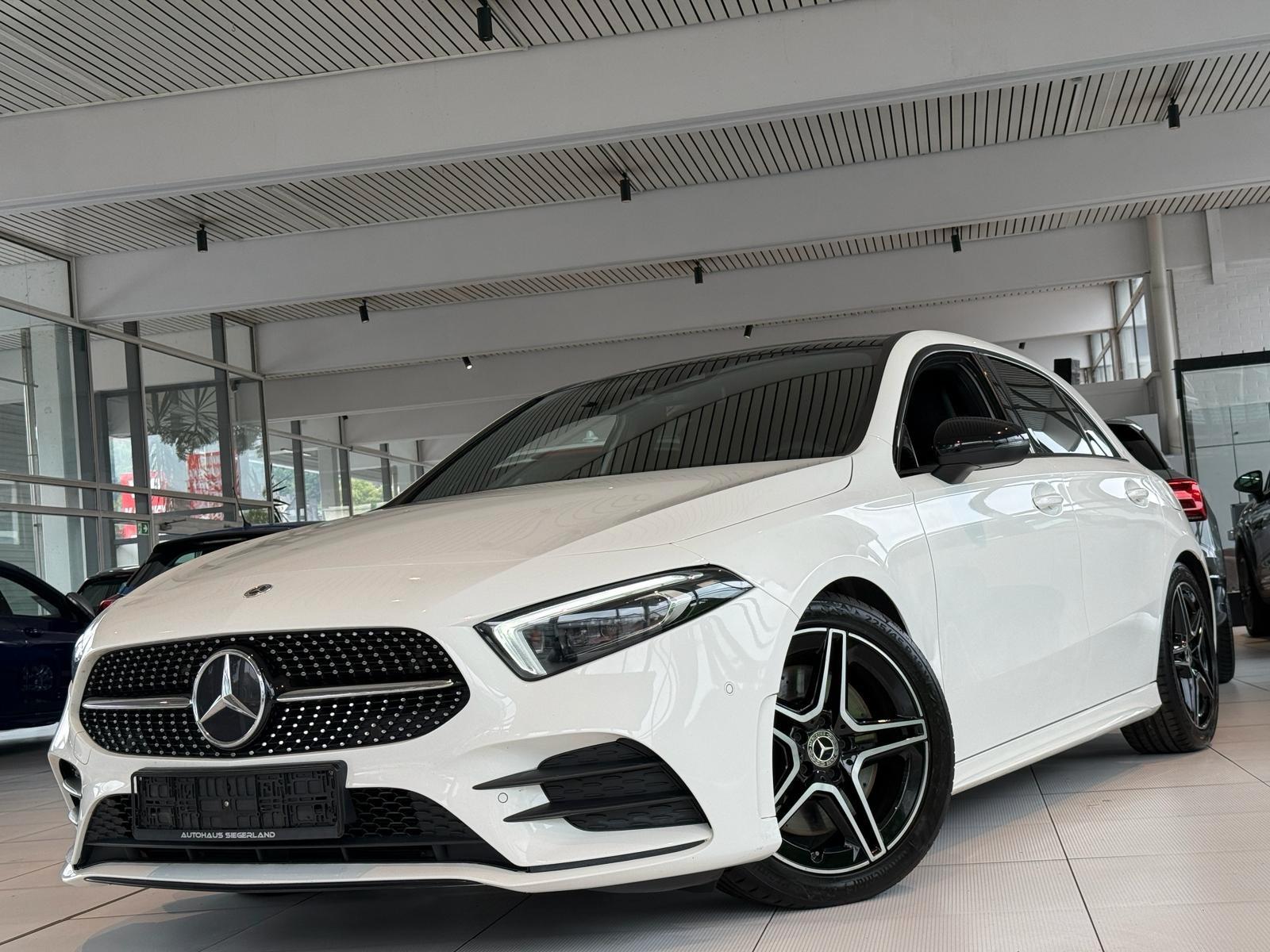 Mercedes-Benz A 250 AMG Line/Pano/Ambiente/19-Zoll/Navi