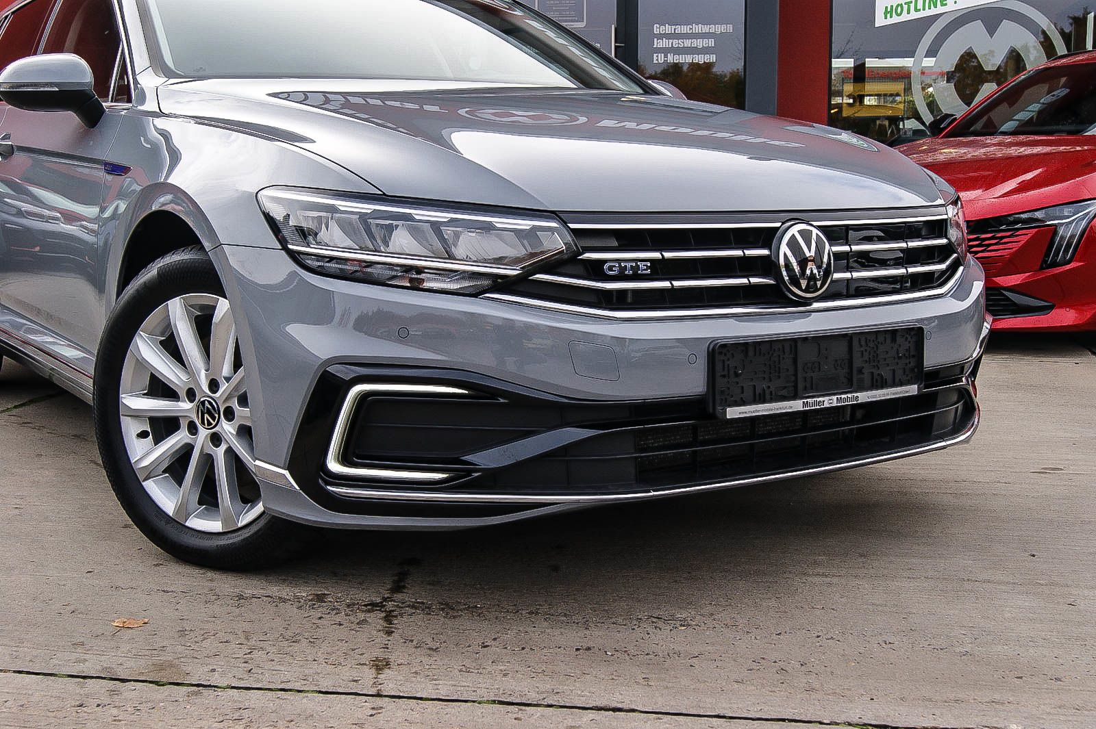 Fahrzeugabbildung Volkswagen Passat Variant HYBRID GTE iQ HEAD-UP ACC WINTER