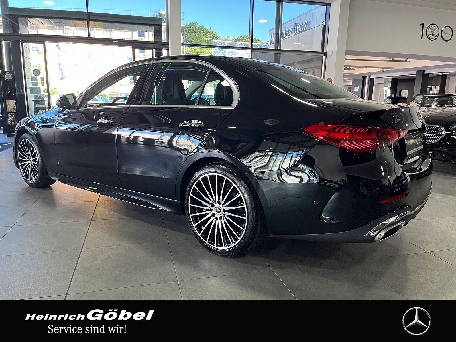 Fahrzeugabbildung Mercedes-Benz C 220 d AMG+DIGITAL.L+360°+MEMORY+CARPLAY+TOTWKL