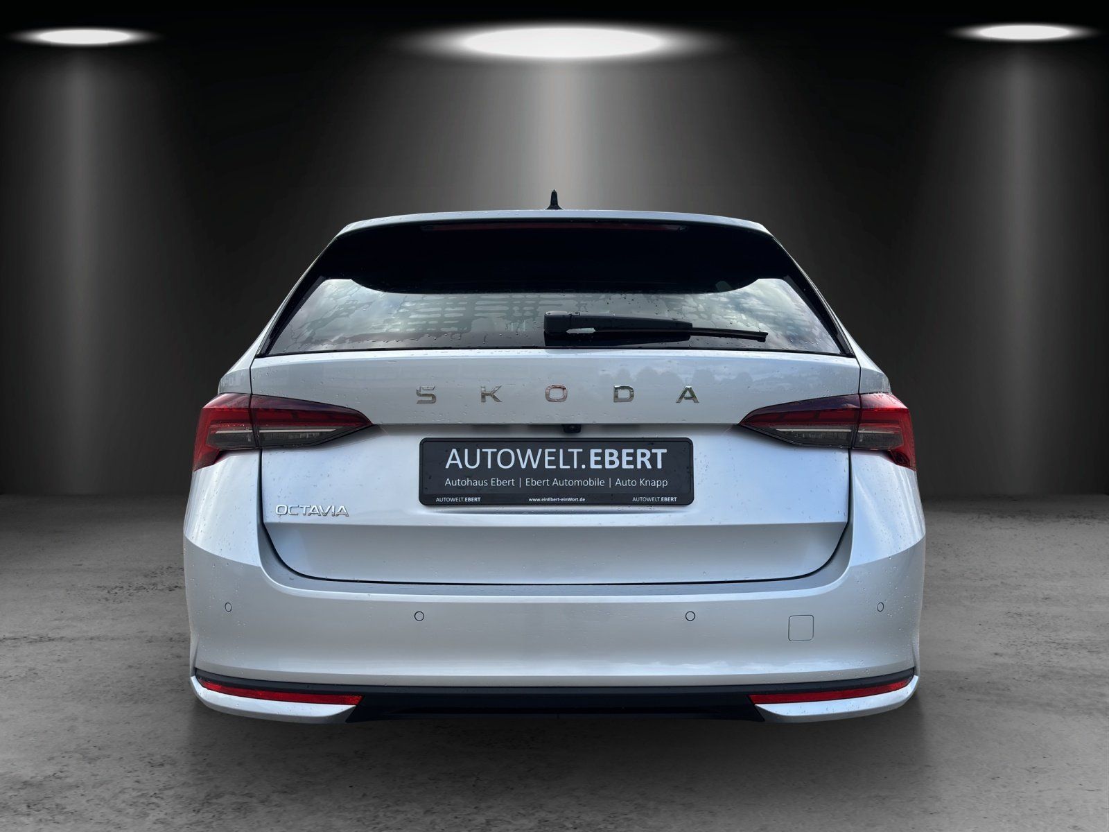 Fahrzeugabbildung SKODA Octavia Combi Selection 1,5 TSI mHEV 110 kW DSG