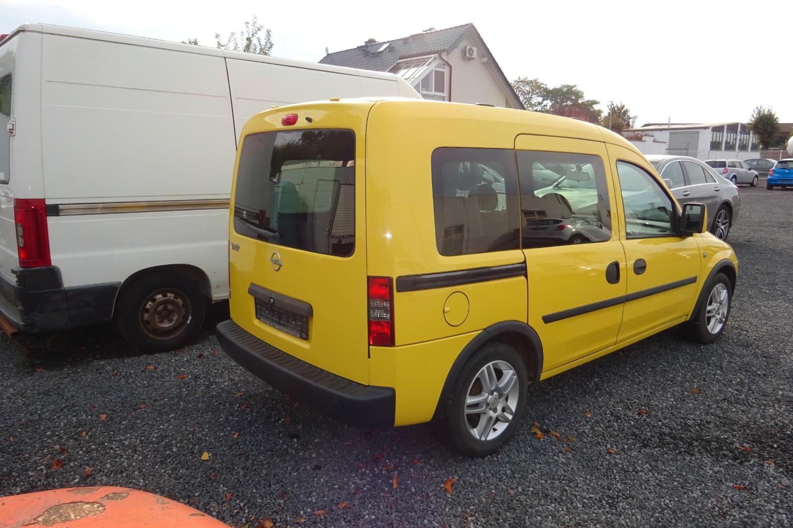 Opel Combo 2010 — photo 5