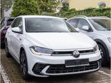 Volkswagen Polo 1.0 R-LINE DSG+SHZ+NAVI+BT+USB+RFK+KLI - Volkswagen Polo: Us