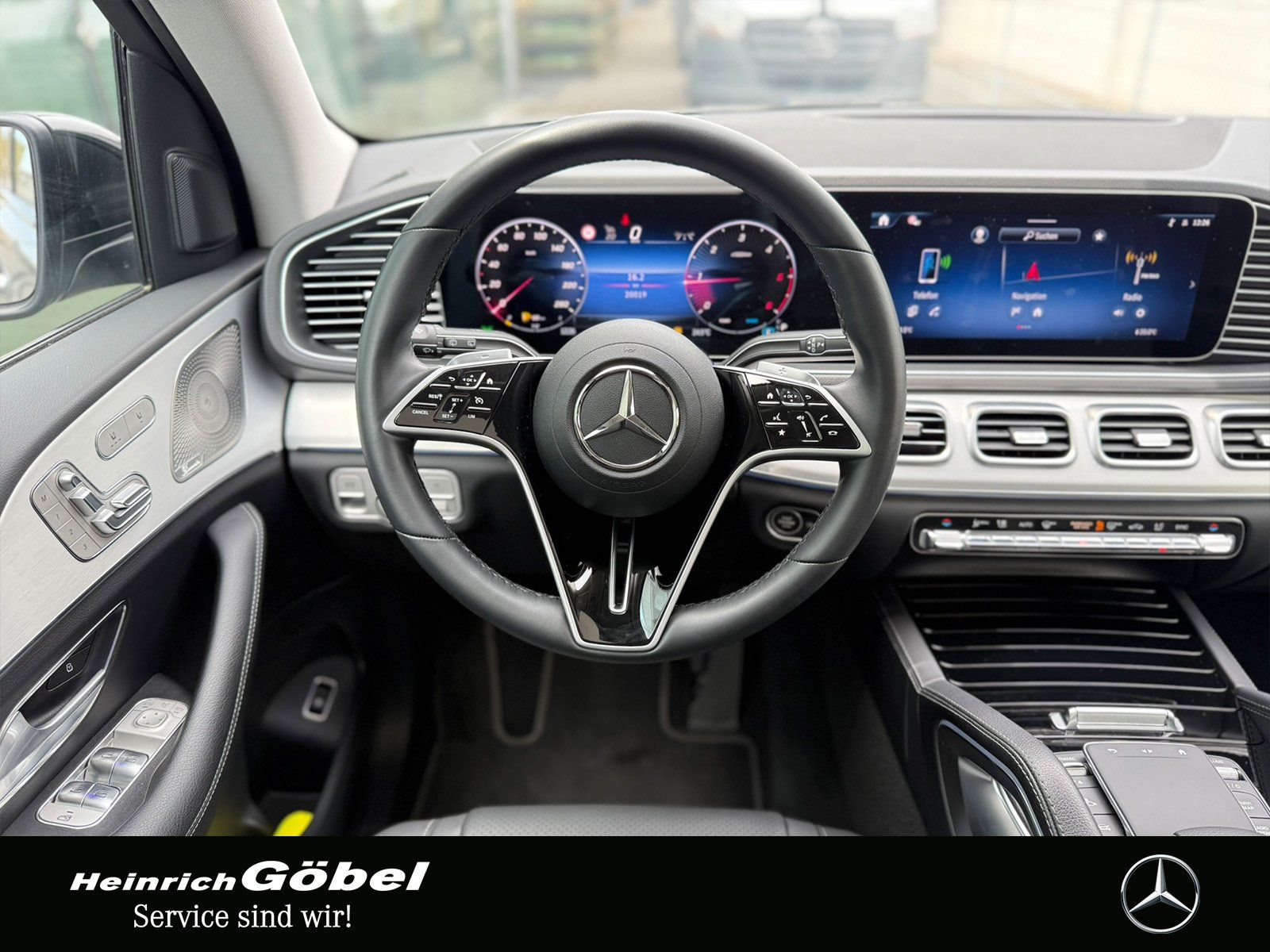 Fahrzeugabbildung Mercedes-Benz GLE 300 d AMG*PANO*BURMESTER*360°*MEMORY*