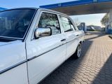 Mercedes-Benz W123___230E - Mercedes-Benz 230: W123 230e