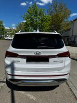 Hyundai SANTA FE 2.2 CRDi Signature 4WD inkl. Garantie - Hyundai SANTA FE Gebrauchtwagen in München