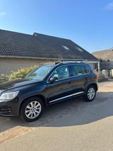 Volkswagen WF Tiguan R Line - Volkswagen Tiguan aus 2011: R Line