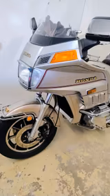 Honda GL 1200 - Offers