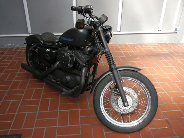 Harley-Davidson Sportster XLH 883