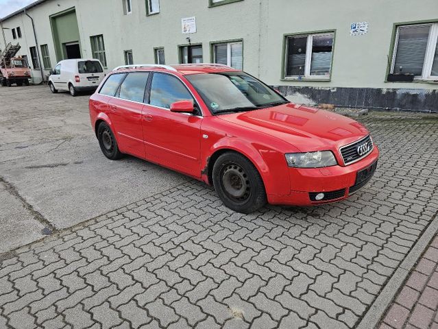 Audi A4 Avant 2.5 TDI  quattro