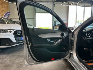 MYAUTOCENTER – Gebraucht- und Jahreswagen mit Werkstattservice in Pfaffenhofen Mercedes-Benz C 400 T *4Matic*AMG*LED*Airmatic*