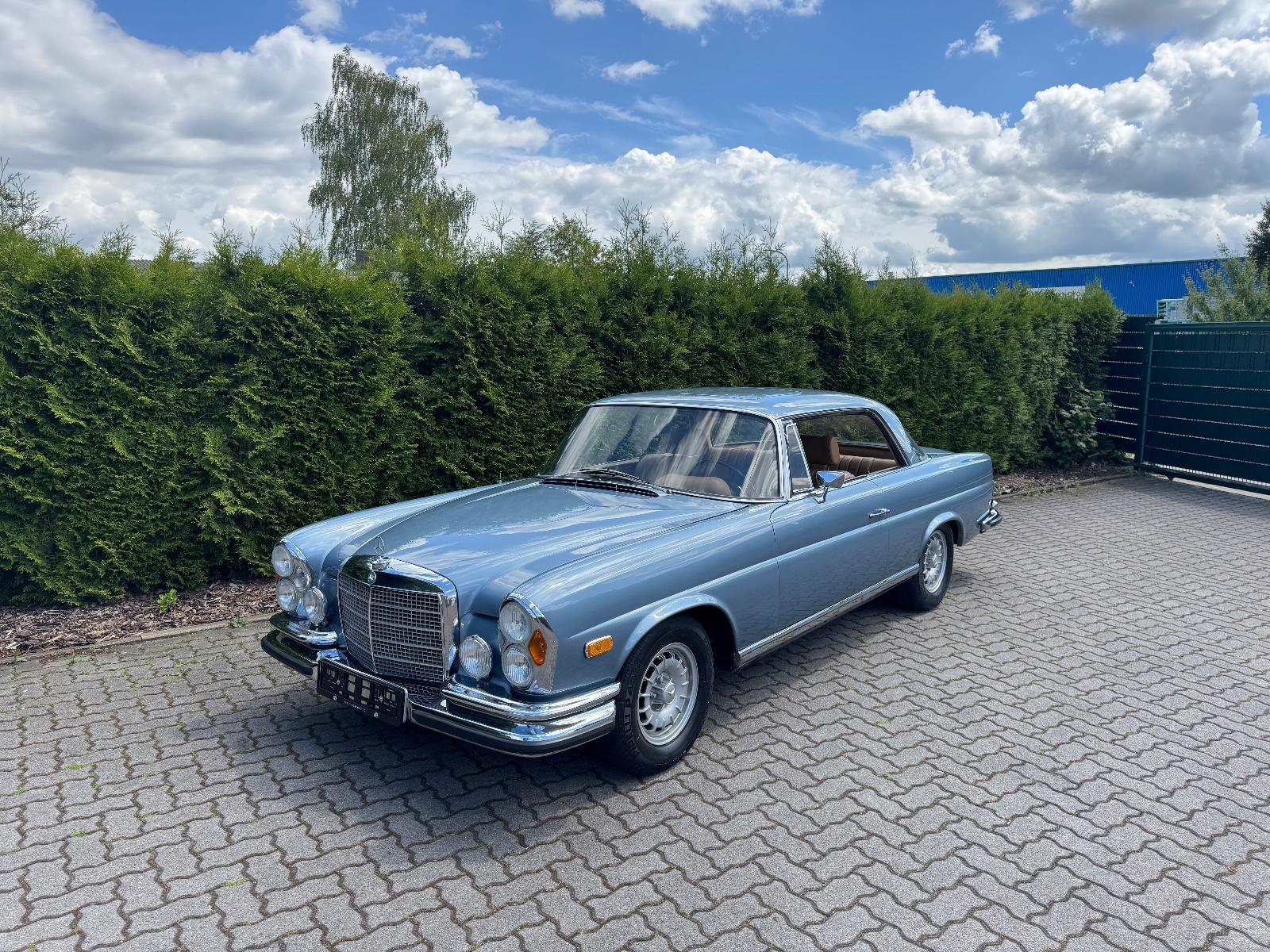 Mercedes-Benz 280SE 3,5 *W111*Flachkühler*Oldtimer