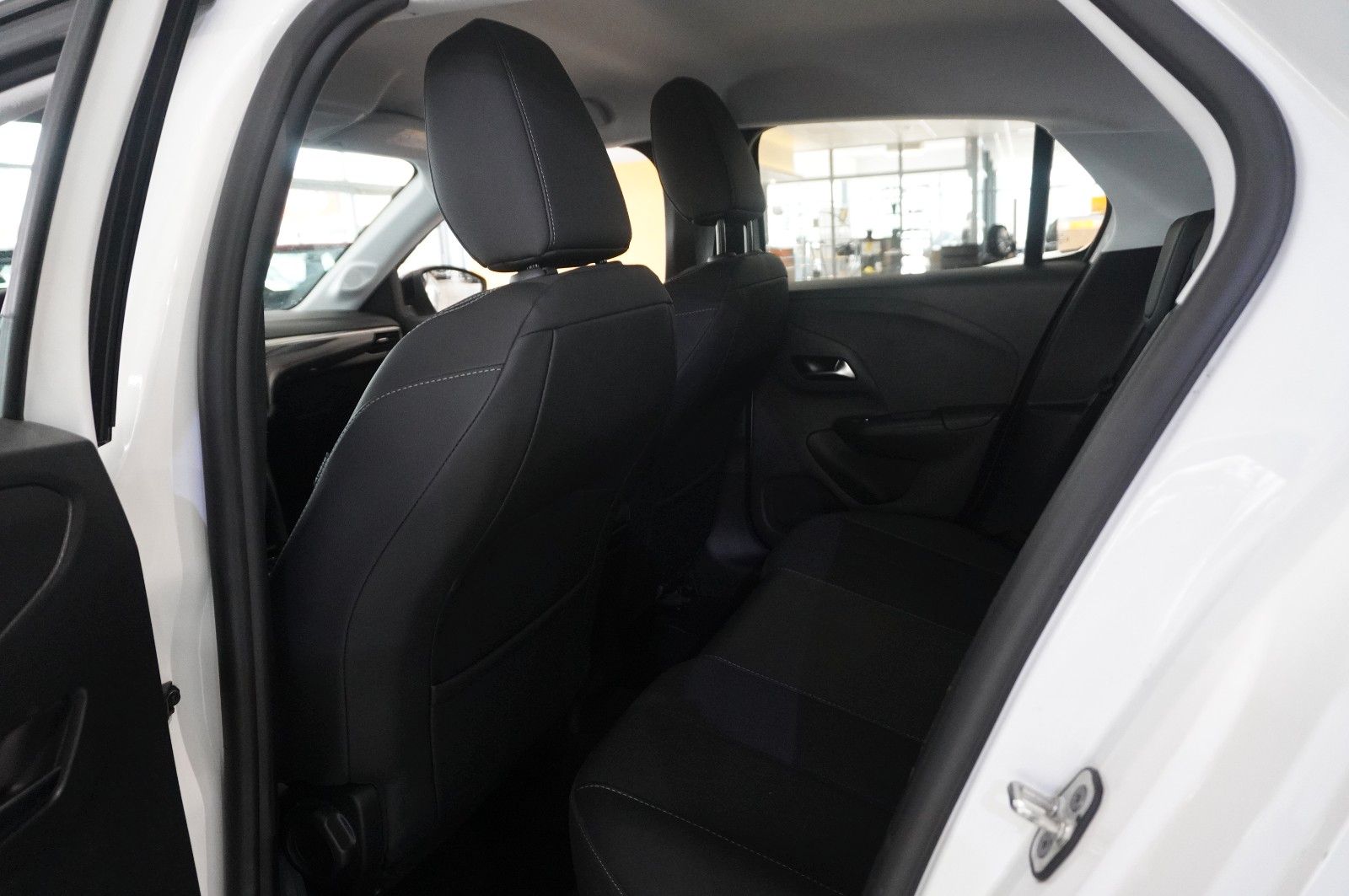 Fahrzeugabbildung Opel Corsa F 1.2T ELEGANCE NAVI/LED/KAMERA/VIRT./DAB+