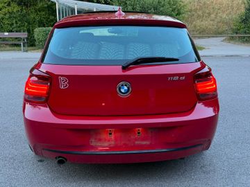BMW 118 - 6
