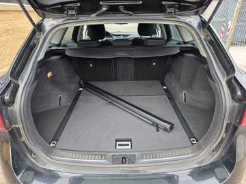 Toyota Avensis - 8