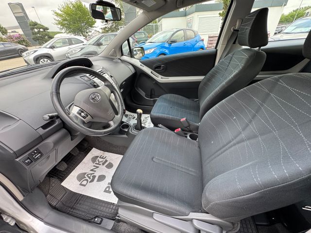 Toyota Yaris  Sol