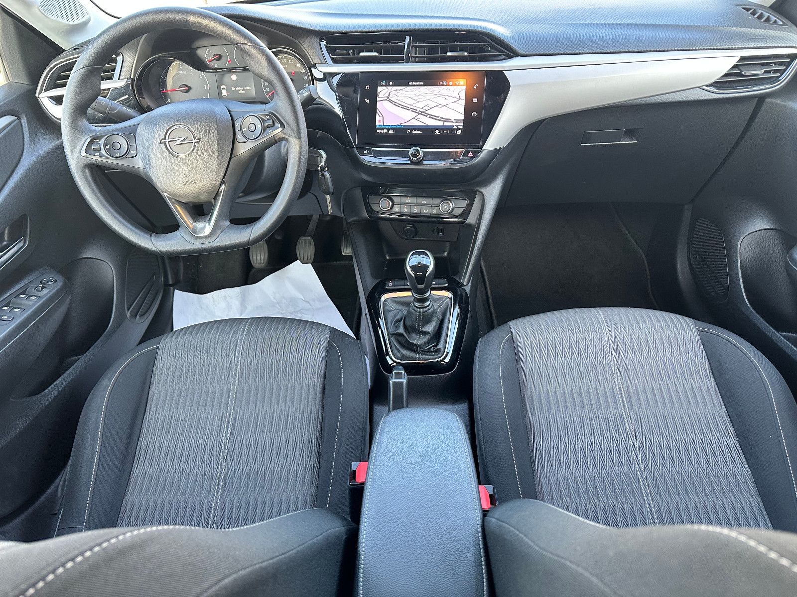 Fahrzeugabbildung Opel Corsa F Edition / PDC / Navi / CarPlay