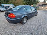 BMW 325 Baureihe 3 Lim. 325xi - BMW 325 aus 2002