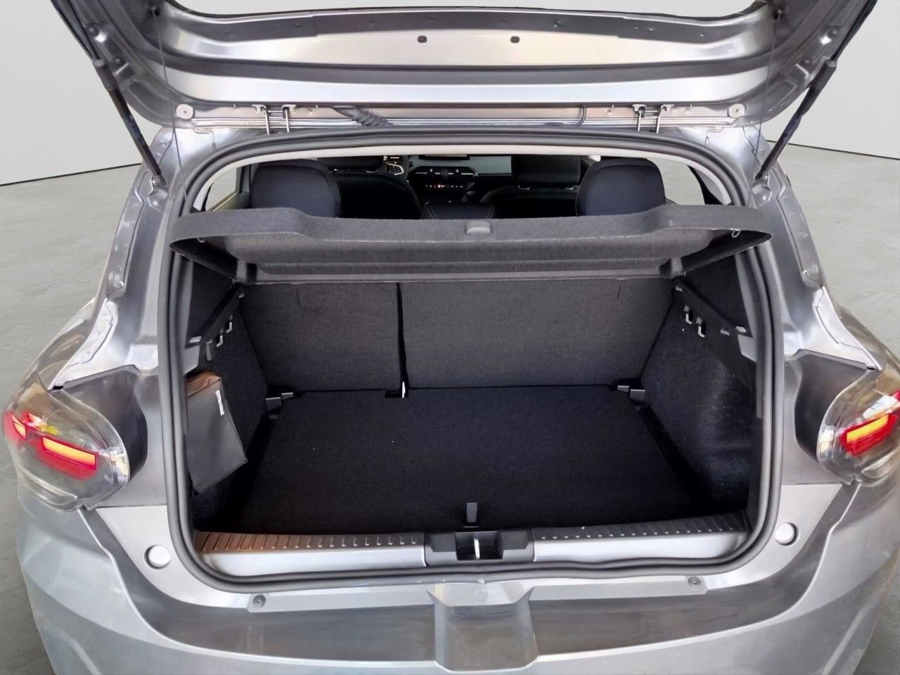 Dacia Sandero - Bild 10