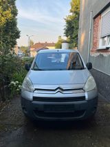 Citroën Citroen Berlingo silber kein kastenwagen - Citroën Berlingo: Kastenwagen