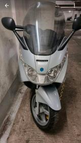 Piaggio X8 125 - PIAGGIO X8 125