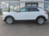 Volkswagen T-Roc 1,0 TSI IQ.Drive AHK, Navi,LED Scheinwerfe - Vorführwagen-Angebote