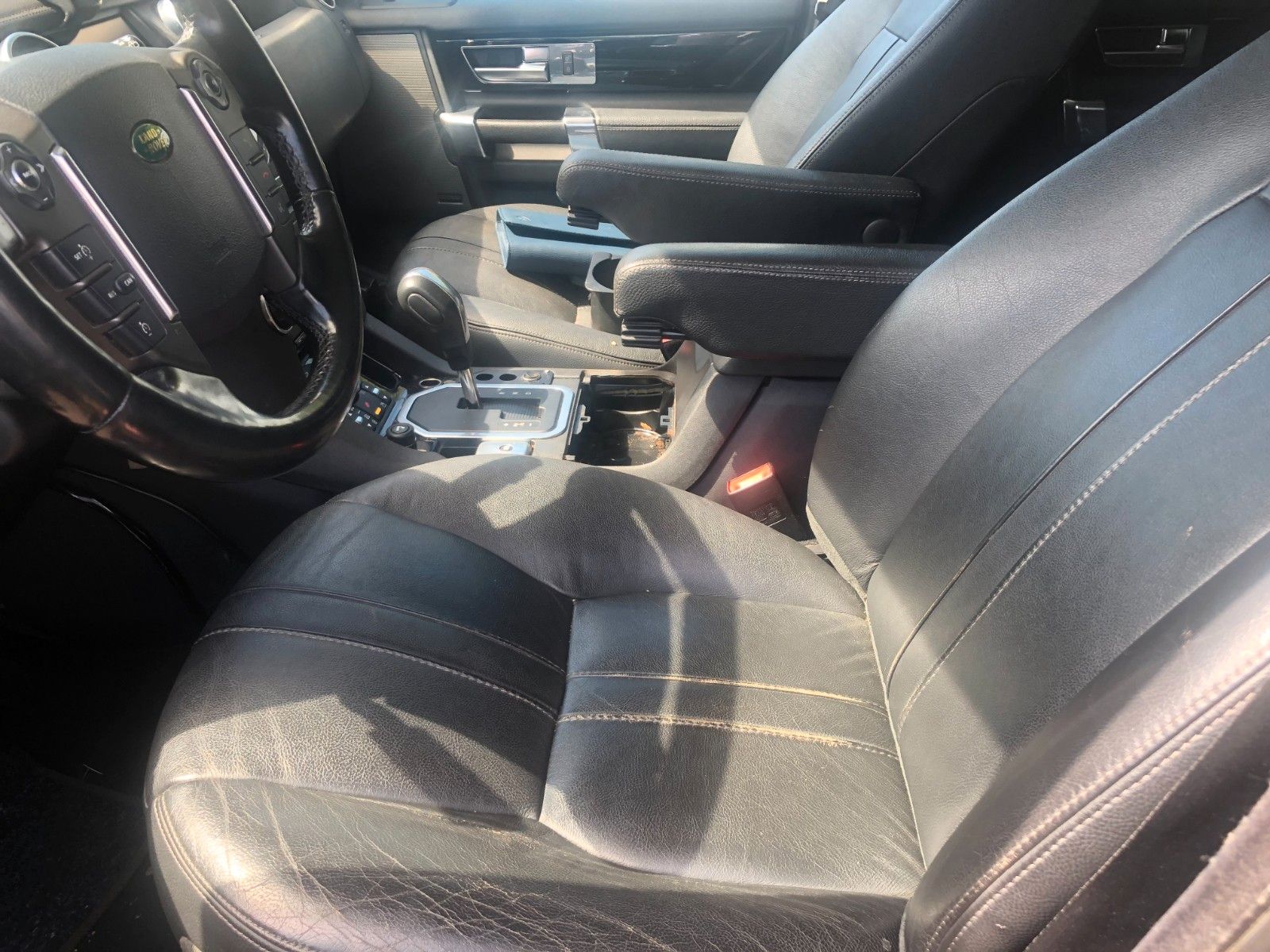 Fahrzeugabbildung Land Rover Discovery 4 TDV6 HSE