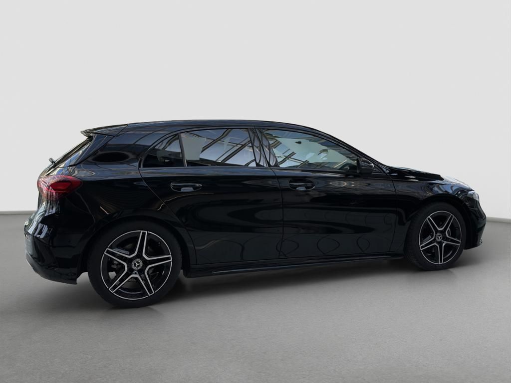 Fahrzeugabbildung Mercedes-Benz A 200 Kompaktlimousine AMG Line*Night Paket*LED