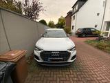 Audi Q3 40 TDI quattro S tronic Voll/Matrix/StHz... - Audi Q3 in Leverkusen