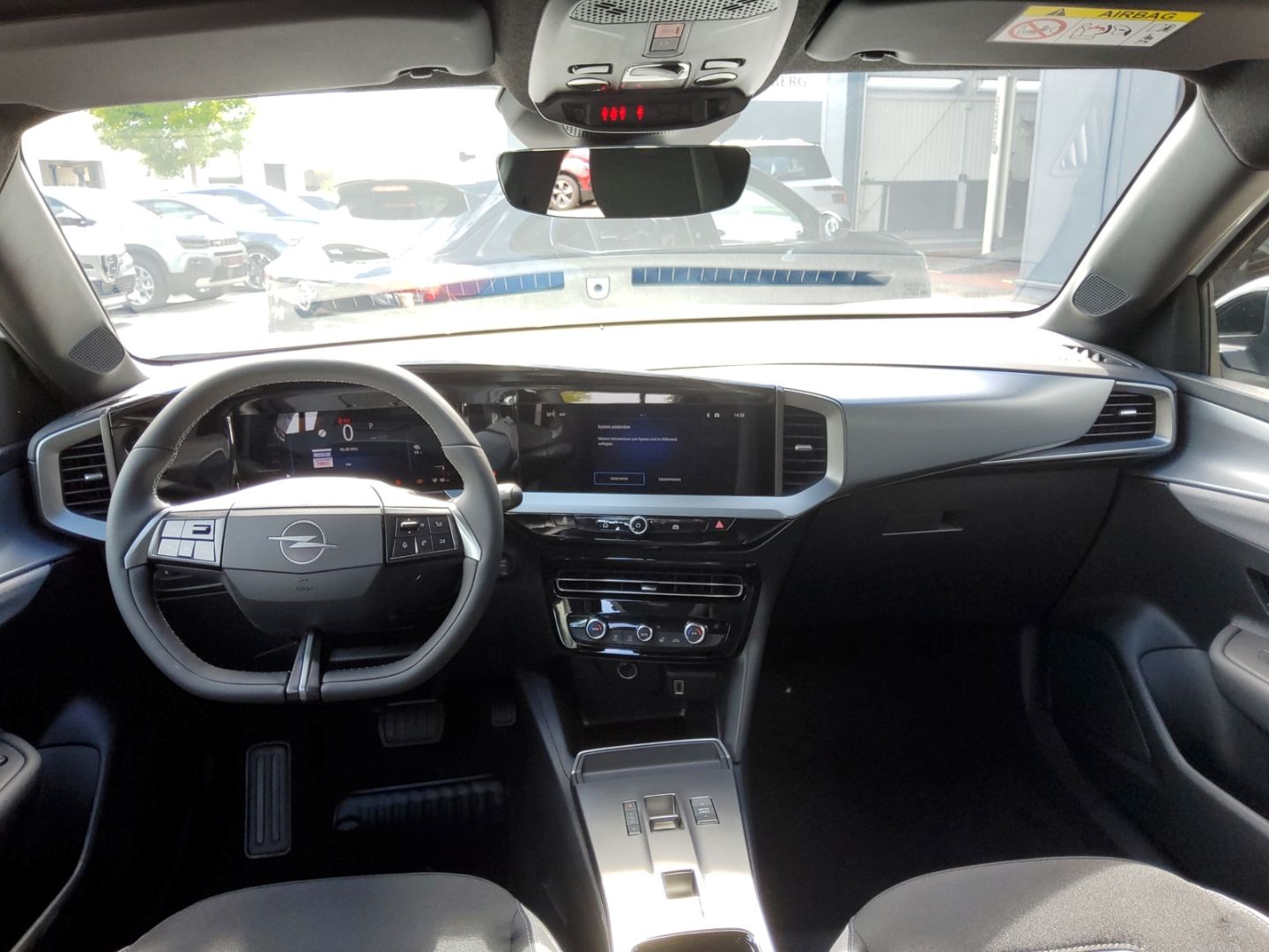 Fahrzeugabbildung Opel Mokka-e Edition Wärmepumpe Komfort-Paket LED Car