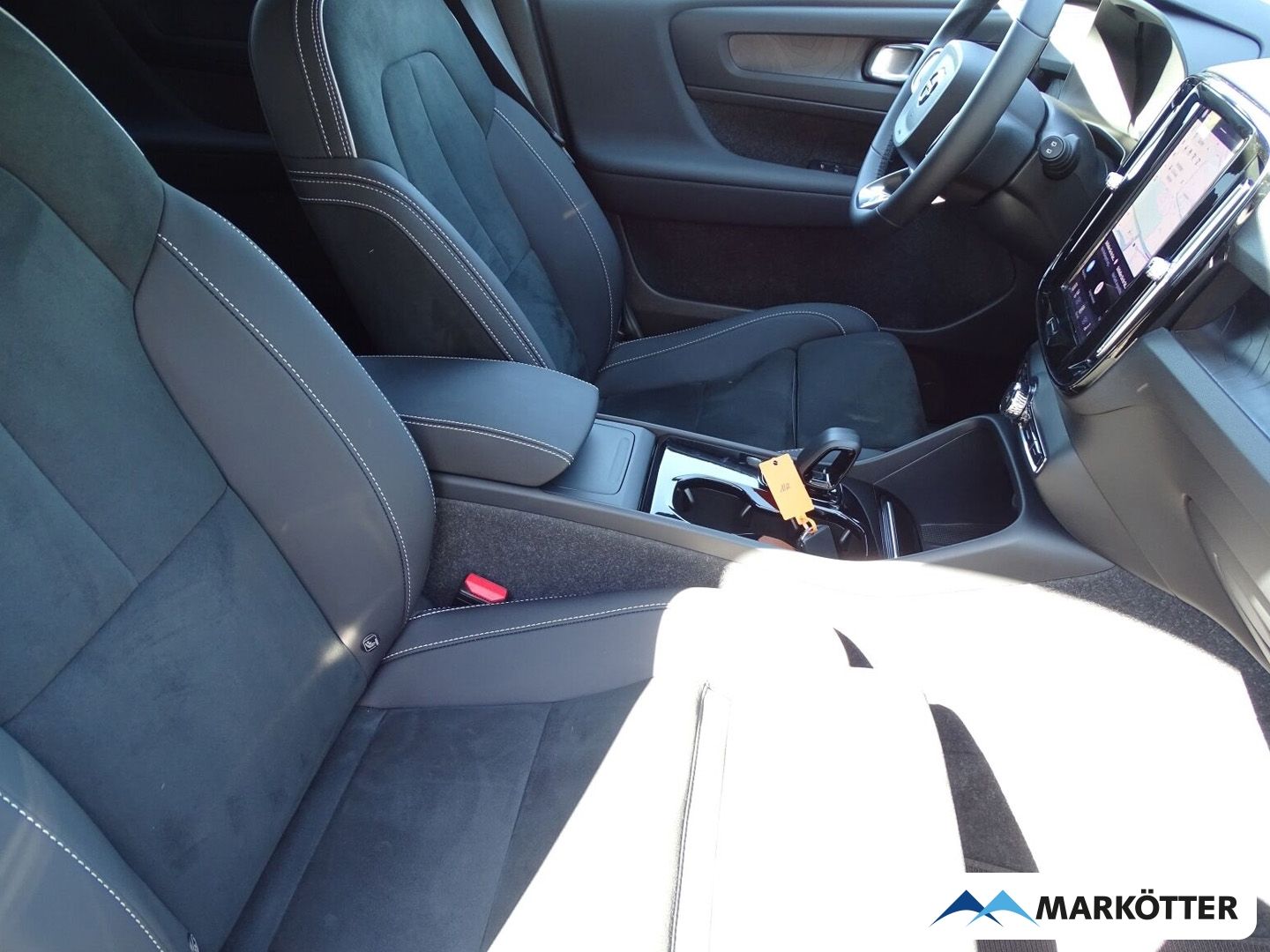 Volvo XC40 Plus Recharge Pure Electric AWD/LED/ACC/SHZ foto 15
