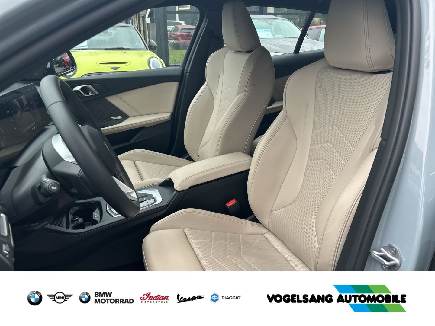 Fahrzeugabbildung BMW 120 iA M Sport Park-Assistent Navi groß Head-Up