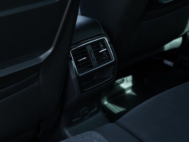 Karoq 1.5 TSI Style DSG AHK+VARIOFLEX+ACC