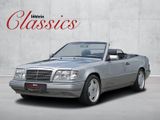 Mercedes-Benz E 220 Cabriolet - Mercedes-Benz Oldtimer