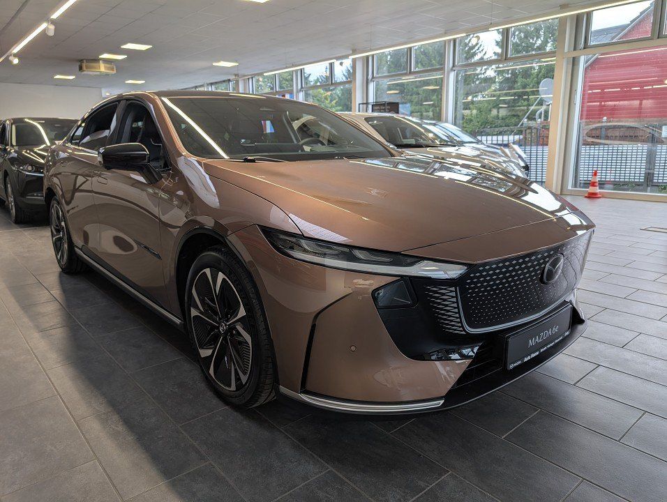 Mazda 6e