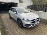 Mercedes-Benz GLA 180 DCT - 16.000km  2. Hand - gebrauchte Mercedes-Benz GLA 180 aus dem Jahr 2021