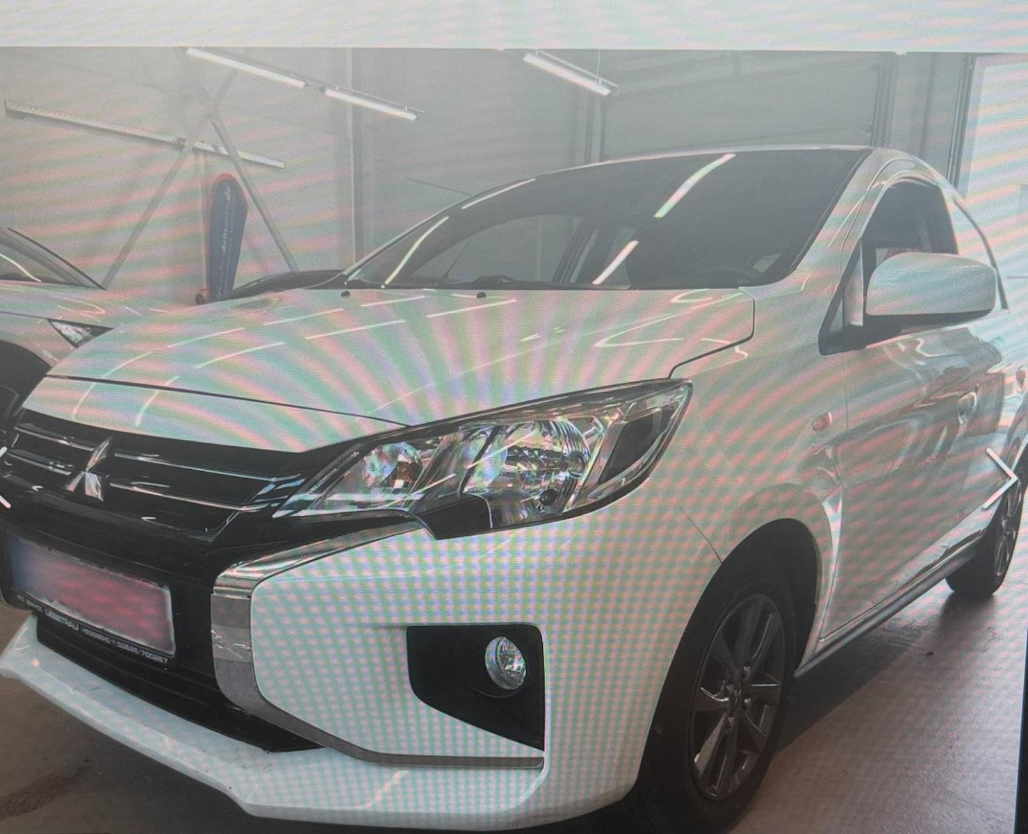Mitsubishi Space Star Select