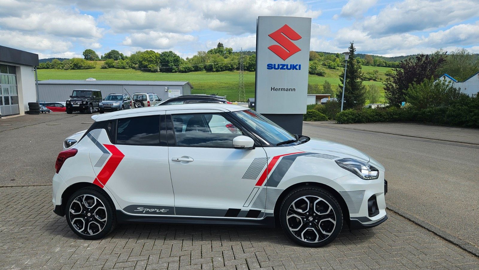 SUZUKI Swift