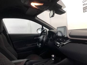 Toyota C-HR - 12