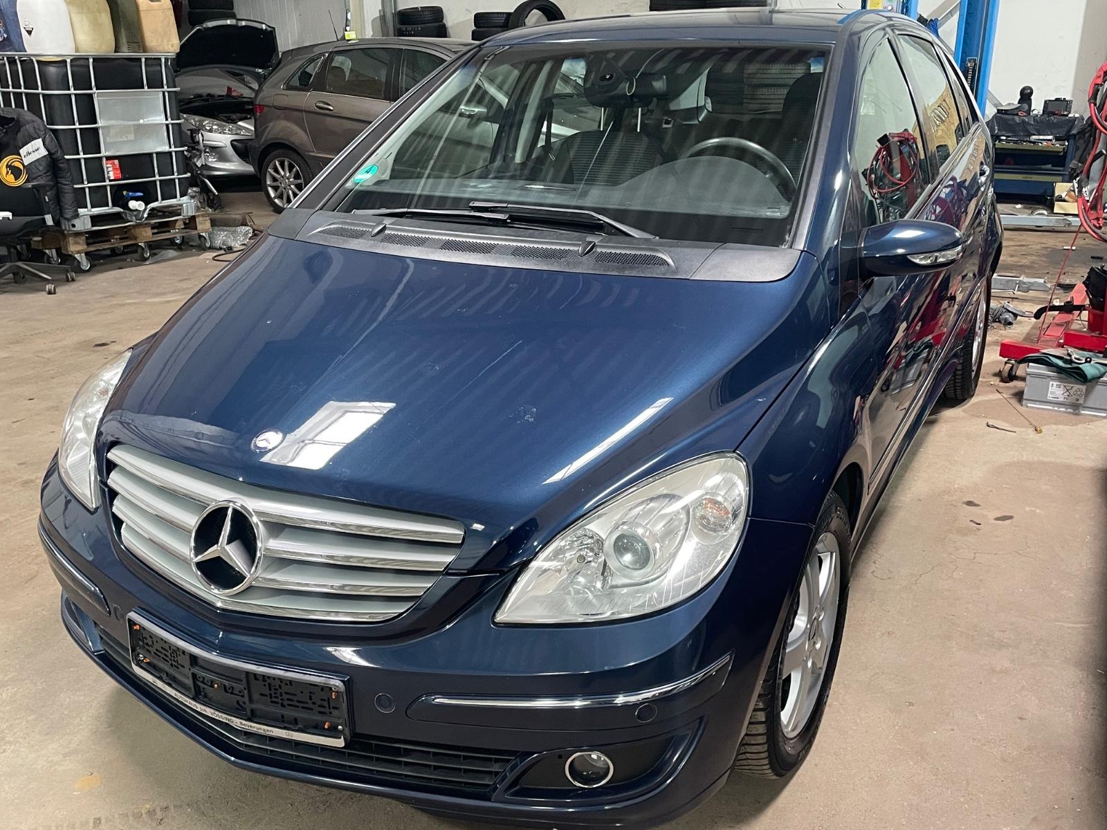 Mercedes-Benz B 170 AUTOMATIK TÜV NEU KLIMA