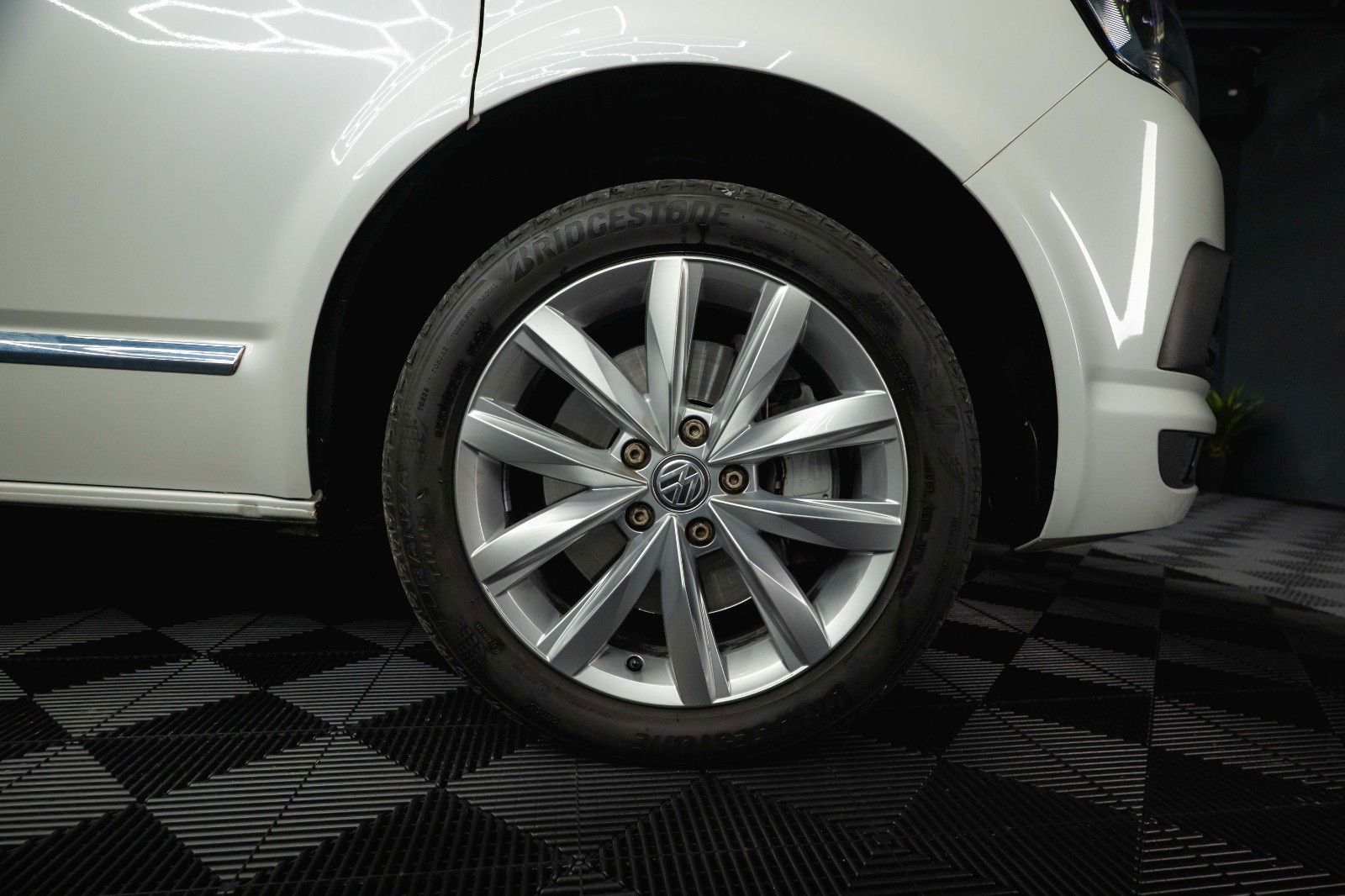 Fahrzeugabbildung Volkswagen T6 Multivan Generation Six *LED*Memory*ACC*