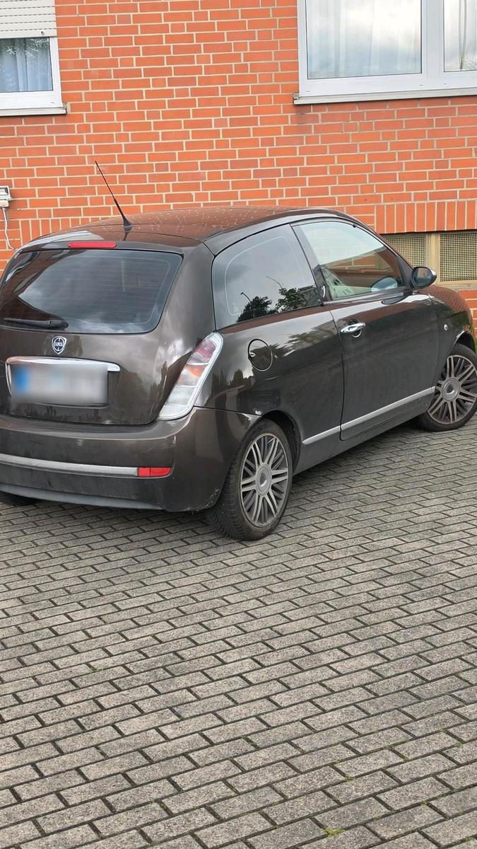Lancia Ypsilon