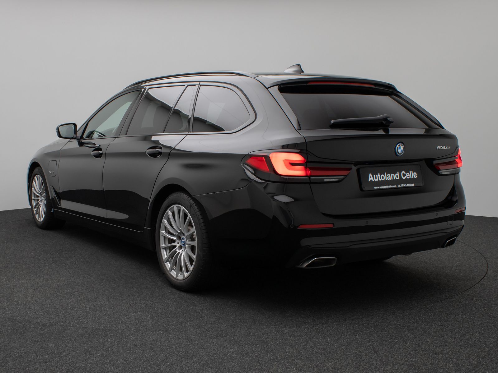 Fahrzeugabbildung BMW 530e H/K DAB AHK Komfort Alarm 4xKlima 18Zoll