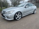 Mercedes-Benz E500 Coupe AMG LINE PANO 20 Zoll gepflegt! - Mercedes-Benz E 500: Coupé