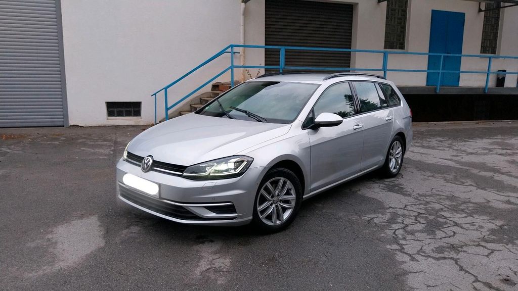 Image of Volkswagen Golf