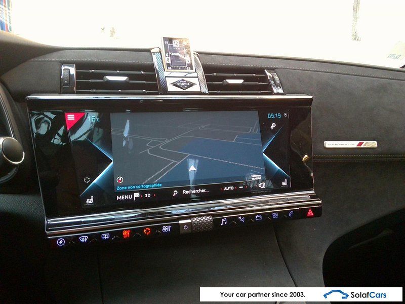 DS Automobiles DS7 Crossback 1.6 E-Tense Hybrid Performance Li imagem 3